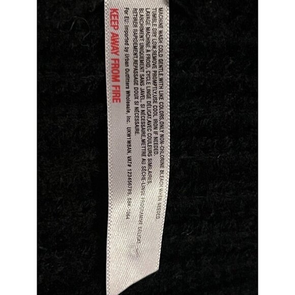 URBAN OUTFITTERS Women’s Sweater Black Chunky Knit Oversized Cocoon Cardigan OS - Picture 14 of 15